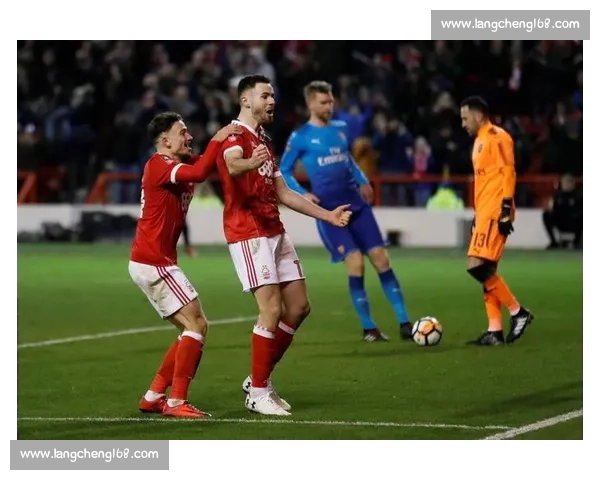 前诺丁汉森林铁卫托福洛自由转会夏洛特 FC，美职联再添英超经验