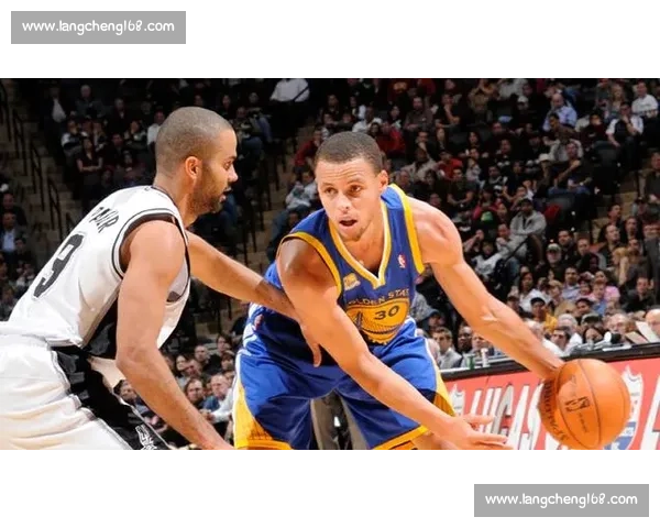 三月三十日勇士对阵马刺焦点战解析与走势前瞻阵容变化与胜负关键