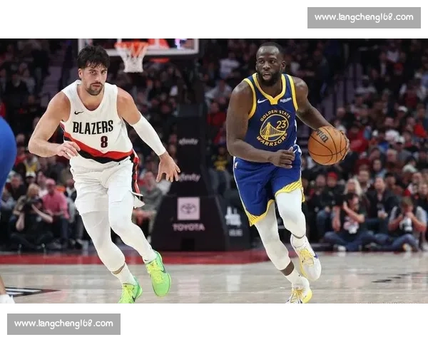 勇士对决开拓者高光集锦攻防博弈全场回顾关键瞬间解析战术较量实录